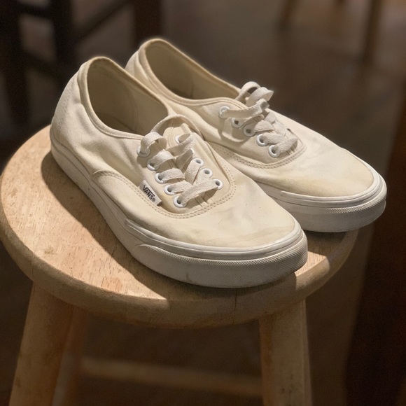 2 pairs of Vans used 7.5 - Picture 2 of 13